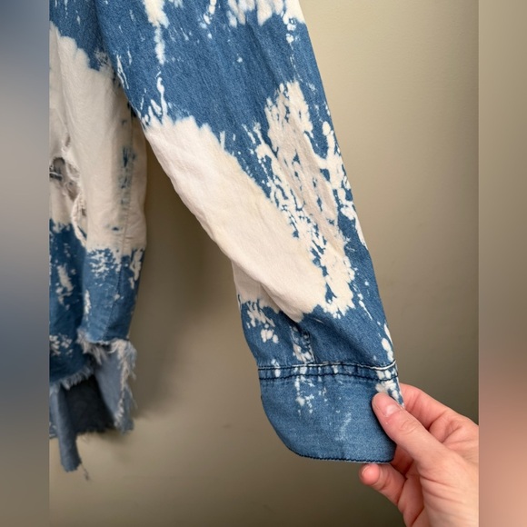 Thrill Jeans Womens High Low Heavily Distressed Button Down Blue Shirt Top Lg. - Picture 8 of 14